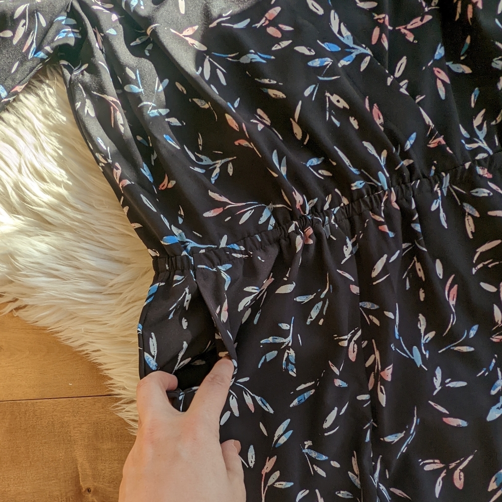 REITMANS - Floral Print Jump Suit - Picture 9 of 12